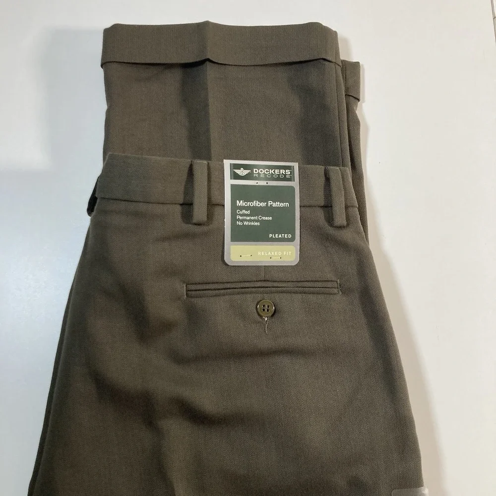 NEW‎ DOCKERS Recode Pants 40x30 Green Microfiber Pleated Cuffed Rayon NWT